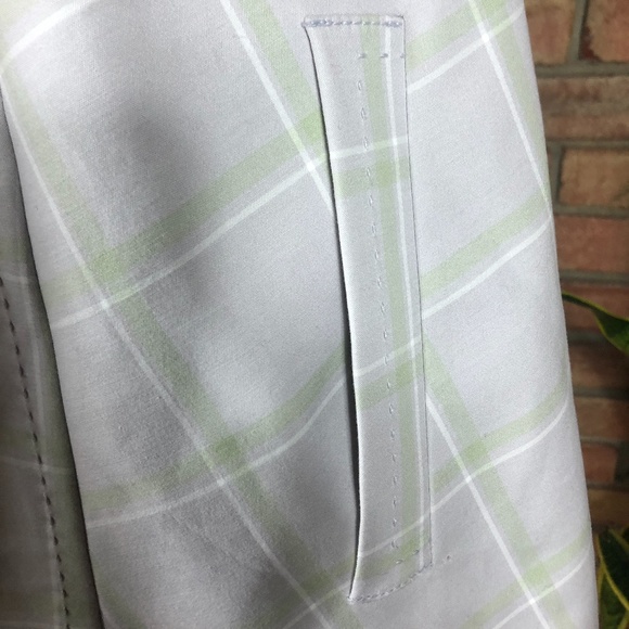 Scandal Collection by The Limited Light Grey Double-Breasted Plaid Cape - Picture 4 of 10